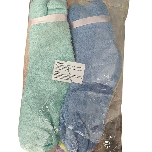 NWT Socks - 6 pairs micro fleece - Picture 3 of 4